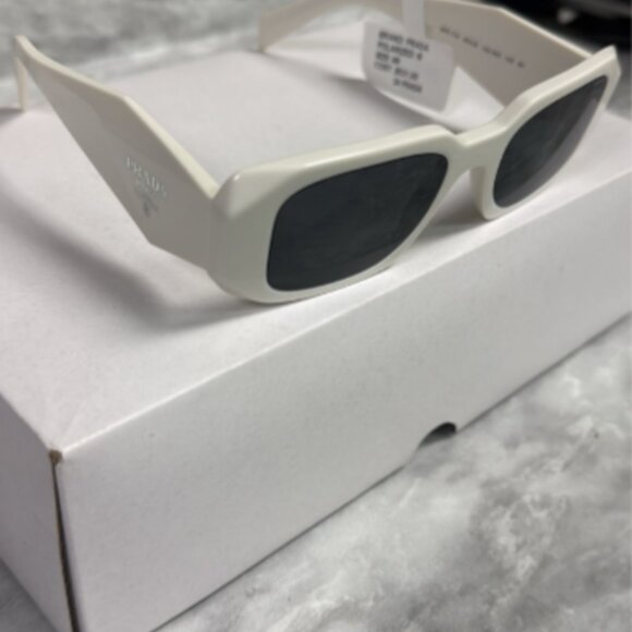 NEW | PRADA | 17WS | 17WS 1425S0 | 49 | TALC | GREY | NON POLARIZED - Picture 2 of 7